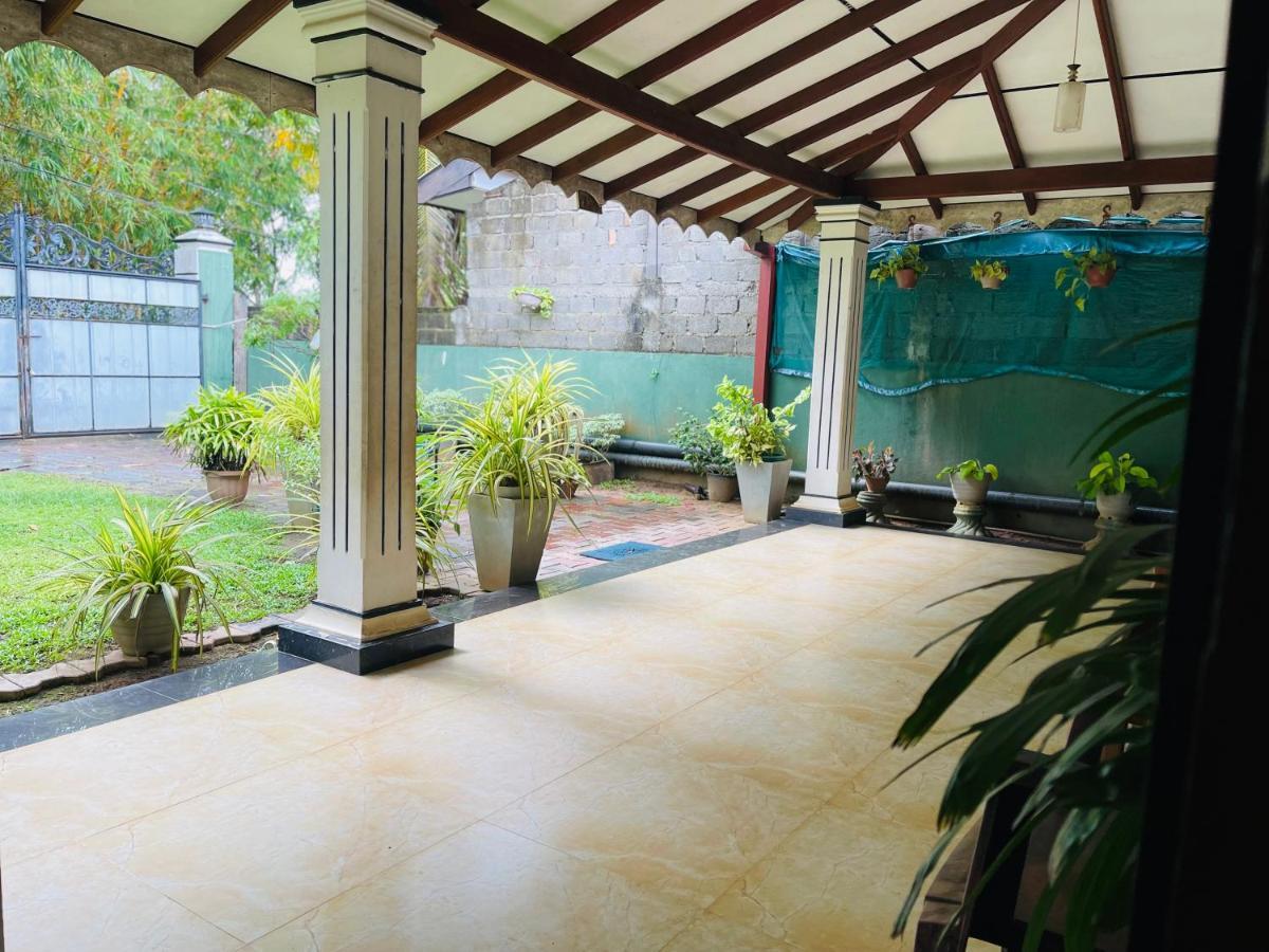 Shalomi'S Villa & Happy Home Negombo Luaran gambar