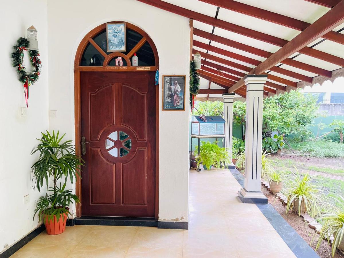 Shalomi'S Villa & Happy Home Negombo Luaran gambar